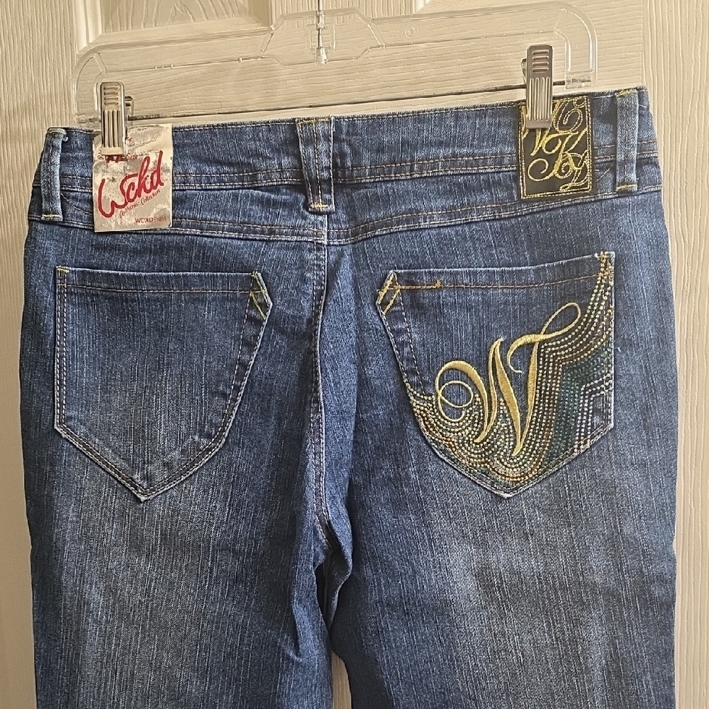 NEW Wckd Women’s Dark Blue Boot Cut Jeans with Embellished Back Pocket Size 11